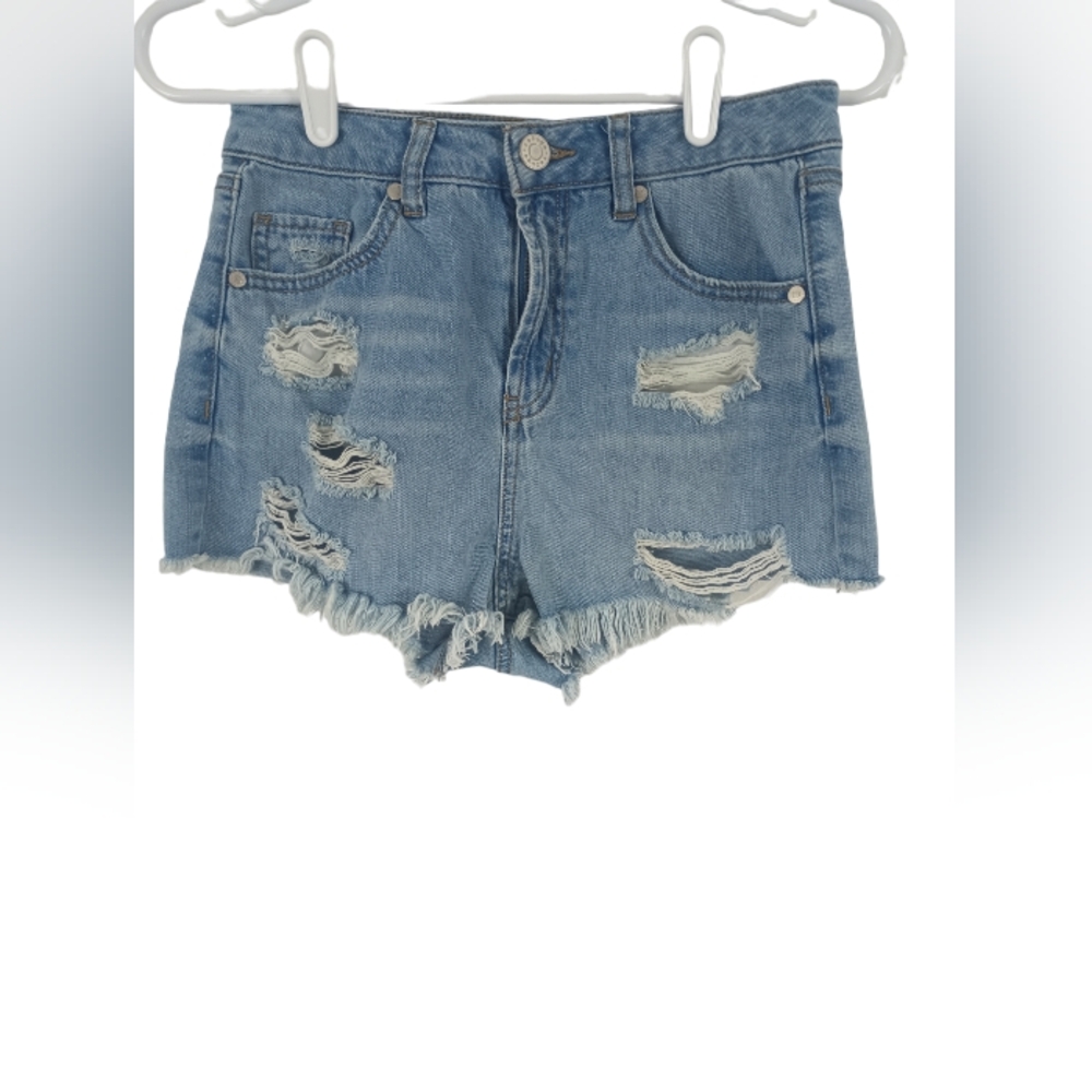 Pre Owned Woman's Refuge Distressed Frayed Sexy Short Shorts Size 4
